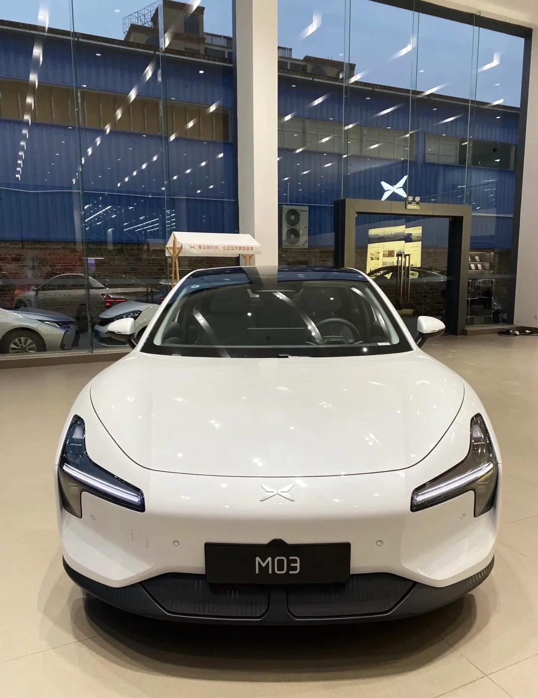 月还1K喜提人生第一台车小鹏M03！
终于能开着小鹏M03去上班喽
操作很容易上