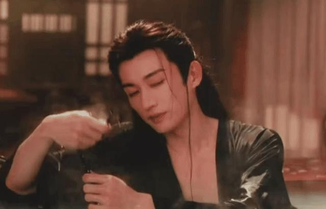 吴谨言《春花焰》首播口碑出炉，观众评价和打分都一针见血！