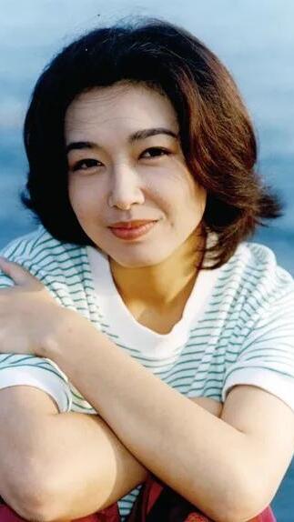 江珊时尚蜕变：活力新风尚引领者