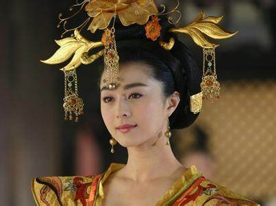 隋唐演义：褚人获再玩穿越，寇准不仅见过杨贵妃，还称赞过她！