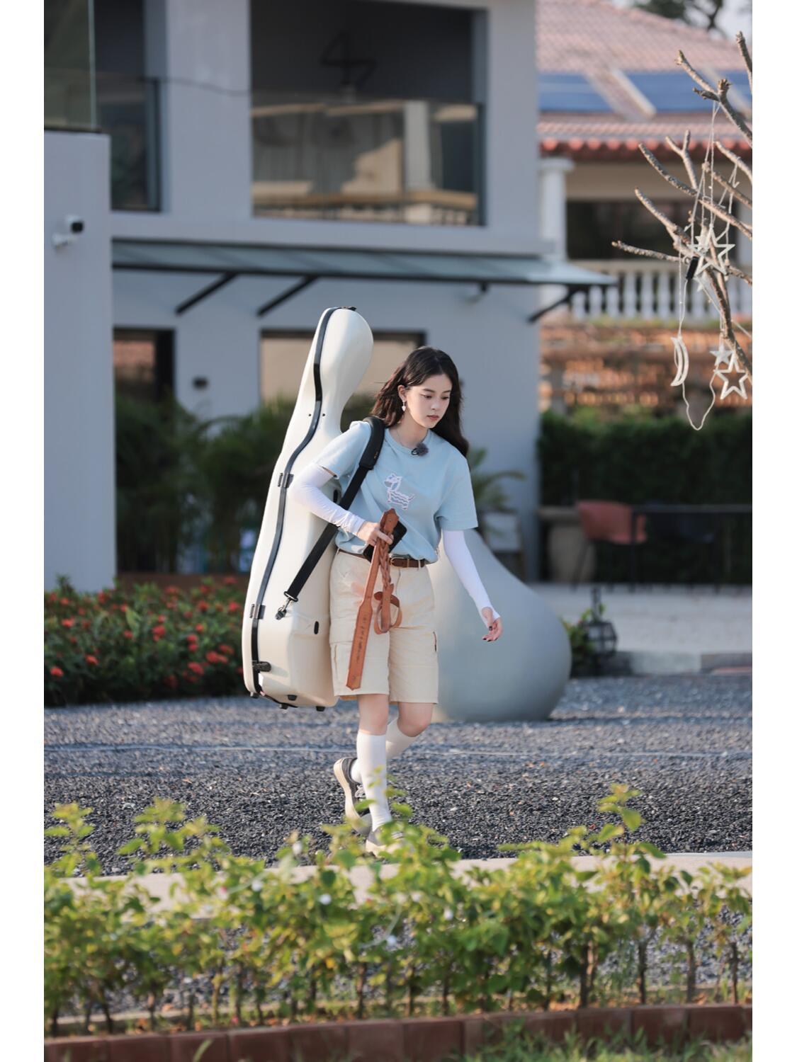 欧阳娜娜休闲随性