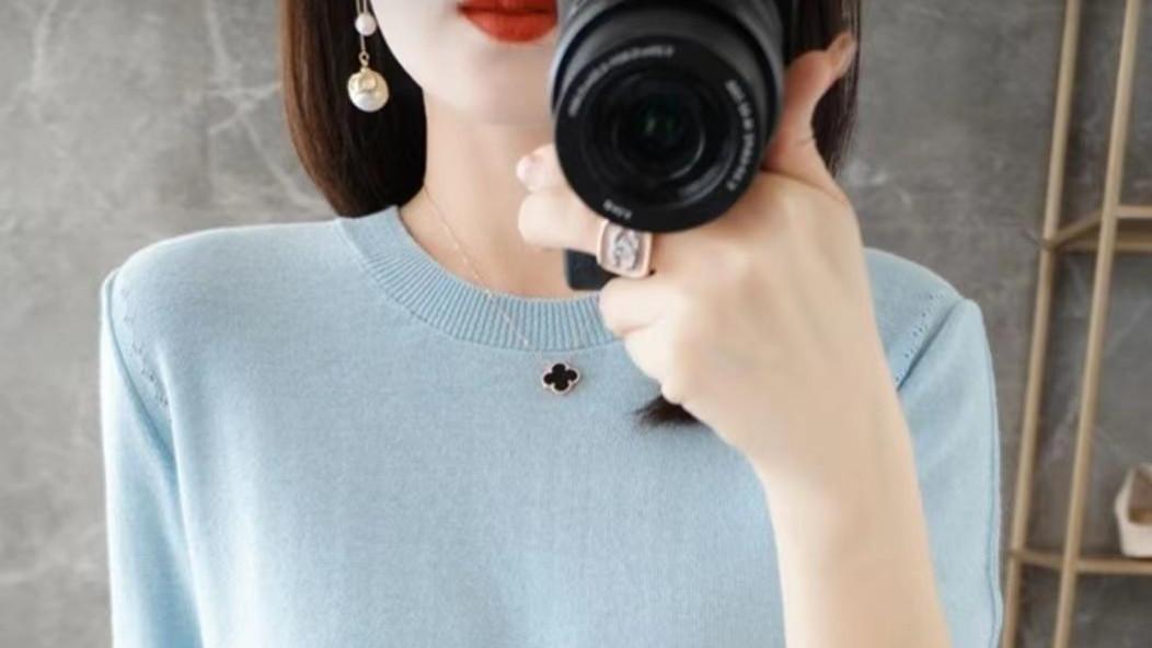 三十岁的女人怎样穿12针电脑横机织的短袖？