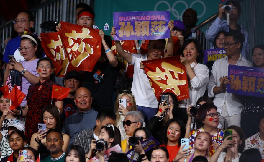 国内女选手饭圈化最严重的一个是孙颖莎，另一个是全红婵陈芋汐的跳水了吧，估计过几天