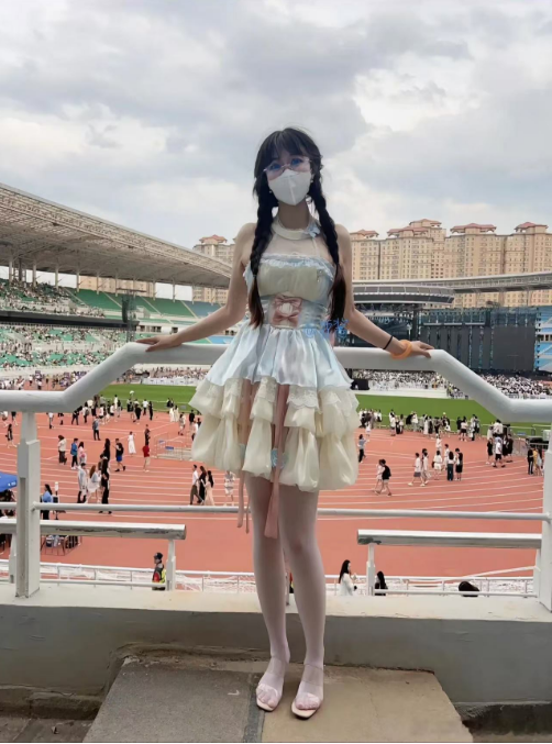 又出来执行主人的任务啦哈哈哈哈