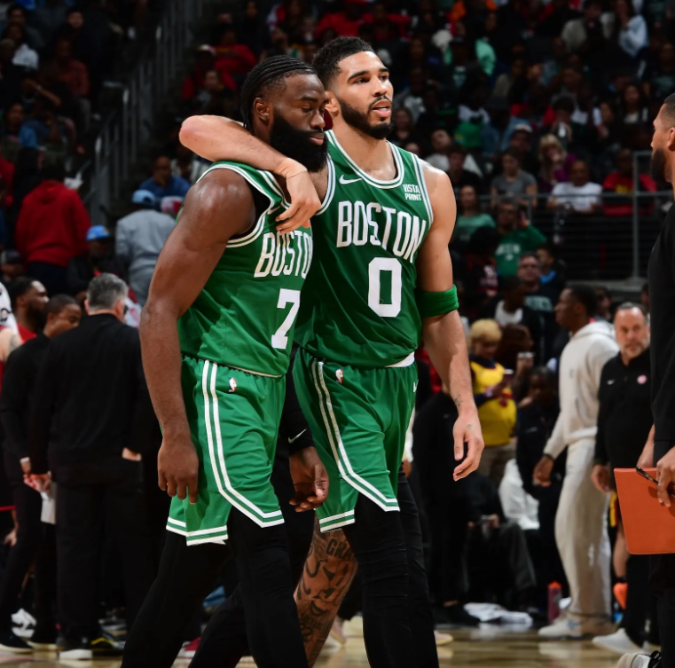 塔图姆绝杀！凯尔特人126-123猛龙，看完比赛，不得不提的3个事实

1.巴雷