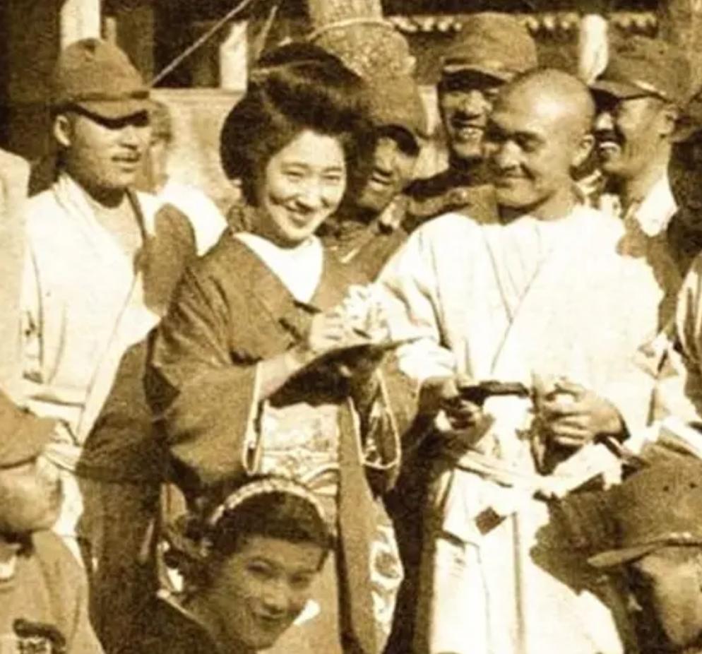 二战时期，日本女人有多“疯狂”？超乎想象，说了你可能不信。
回忆日本人发动的侵华