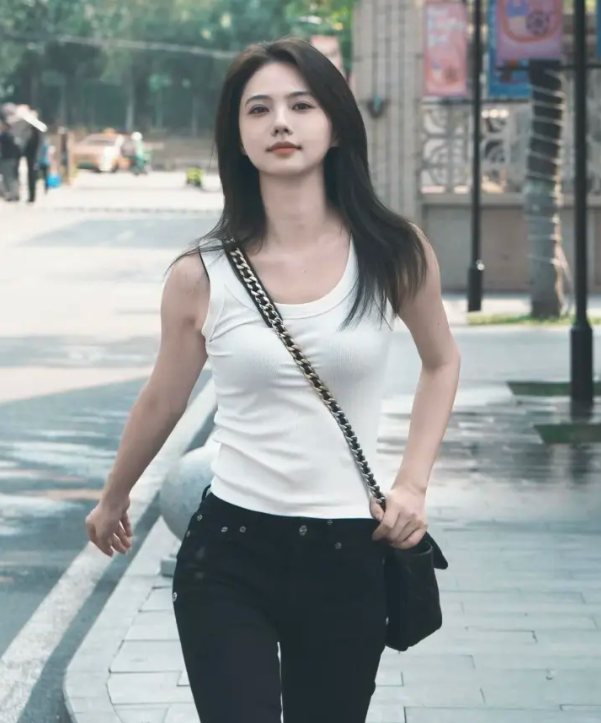 江珮瑶可爱吗？