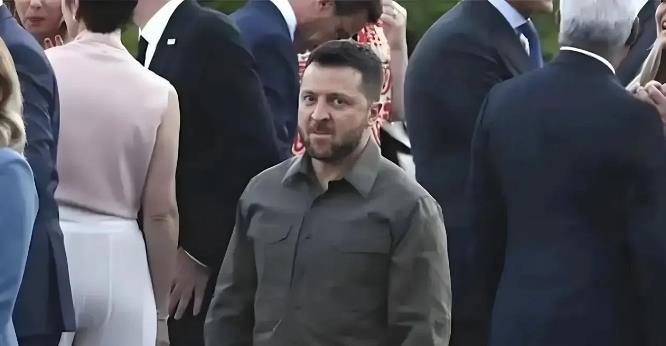 快讯！泽连斯基动作挺快！快速祝贺特朗普胜选！
泽连斯基写道：“祝贺唐纳德·特朗普