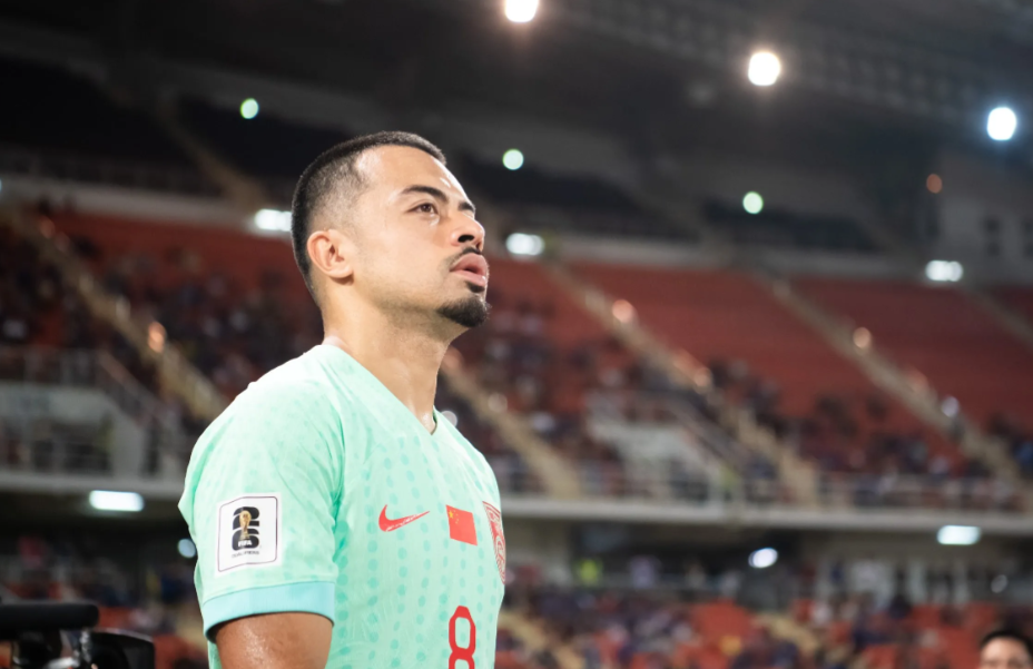 摊牌了！李可称被足协及扬科维奇雪藏，不得不提的3个事实

1.国家队需要努力拼搏