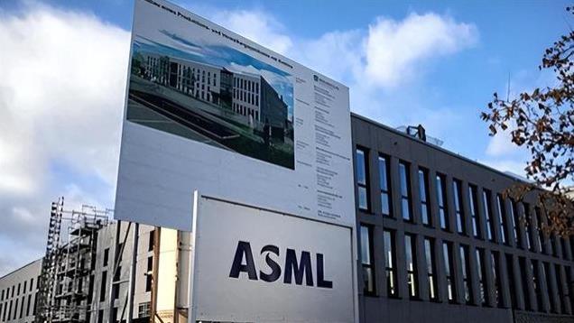 阿斯麦向美国承诺：只要解放军攻台，立刻远程瘫痪台积电光刻机