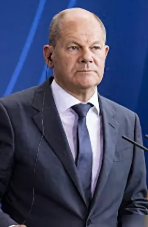 中国不卖盾构机给印度，其实就3类人高兴。

1.国内盾构机企业。
少了印度这个竞