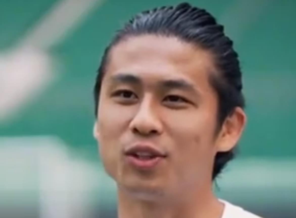 张玉宁这两年在联赛里面也是伤伤停停