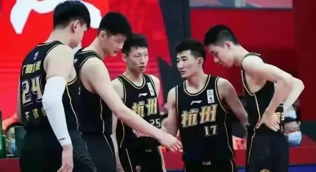 CBA今年有一支球队，若再不能夺冠，可能元气大伤，五年无冠

1，说的这支球队不