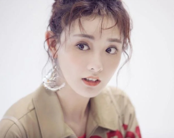 彭小苒：才华与魅力并存的女艺人
