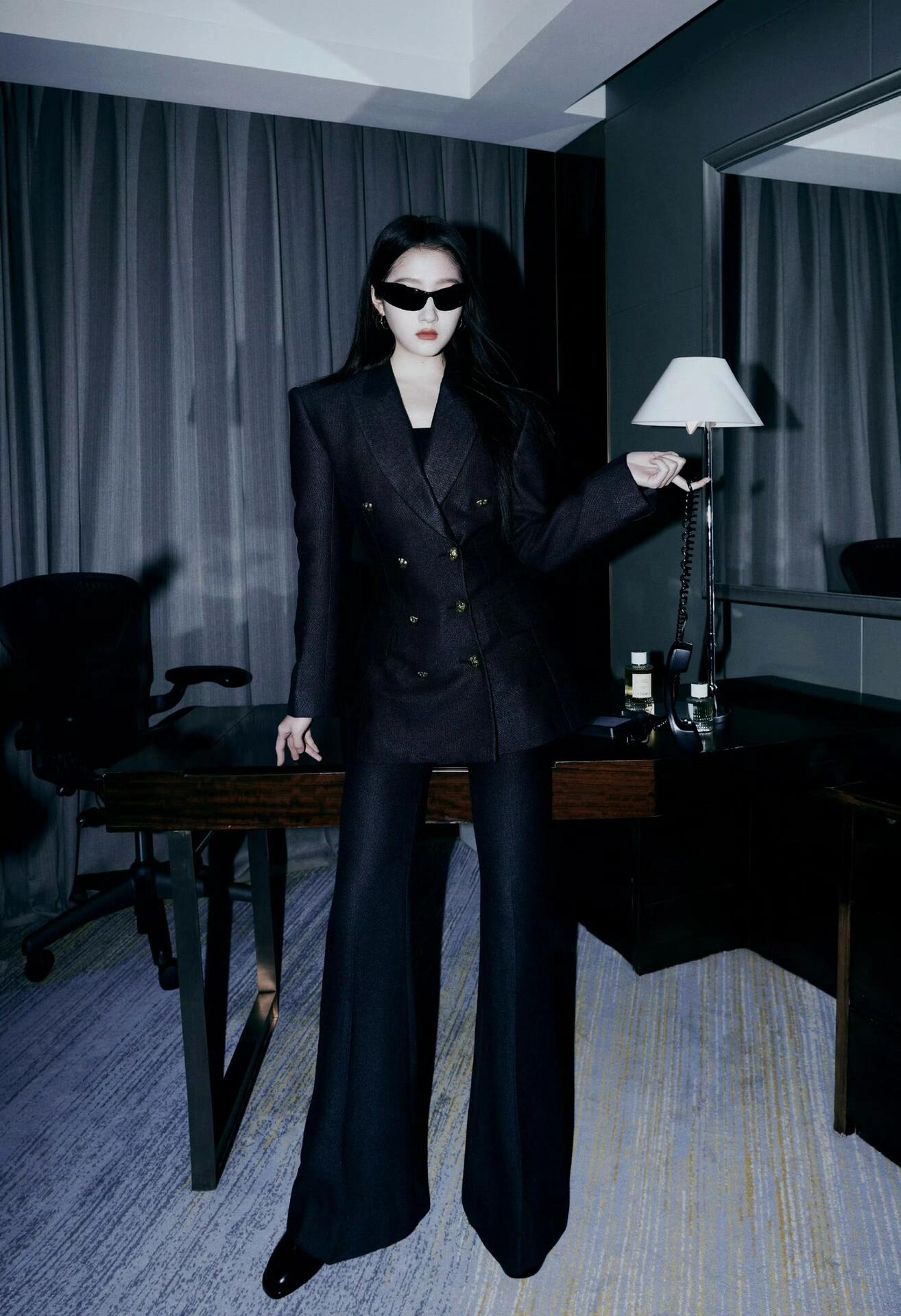 AI麻豆帅气老公关晓彤