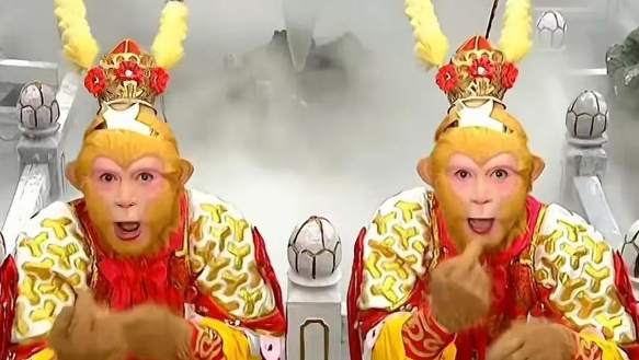 昨晚陪小孩一起重温《西游记》中的真假美猴王那一集，没想到孩子看完后提出了一个令人