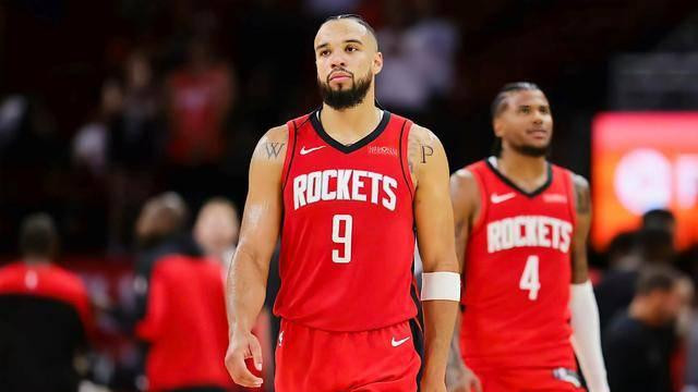 首轮签换大帝？火箭27胜后豪赌，76人或放巨星，30岁中锋离队