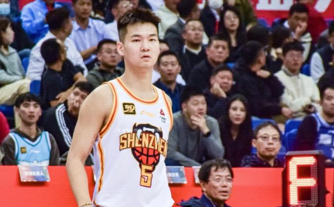 别打了，都走吧！随着浙江男篮102：105不敌深圳男篮，这3位球员抓紧裁掉，留着