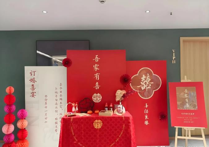 湖南，女子和男子订婚后，当天就和男子同居，没想到第4天，女子却哭着跑回娘家，直言