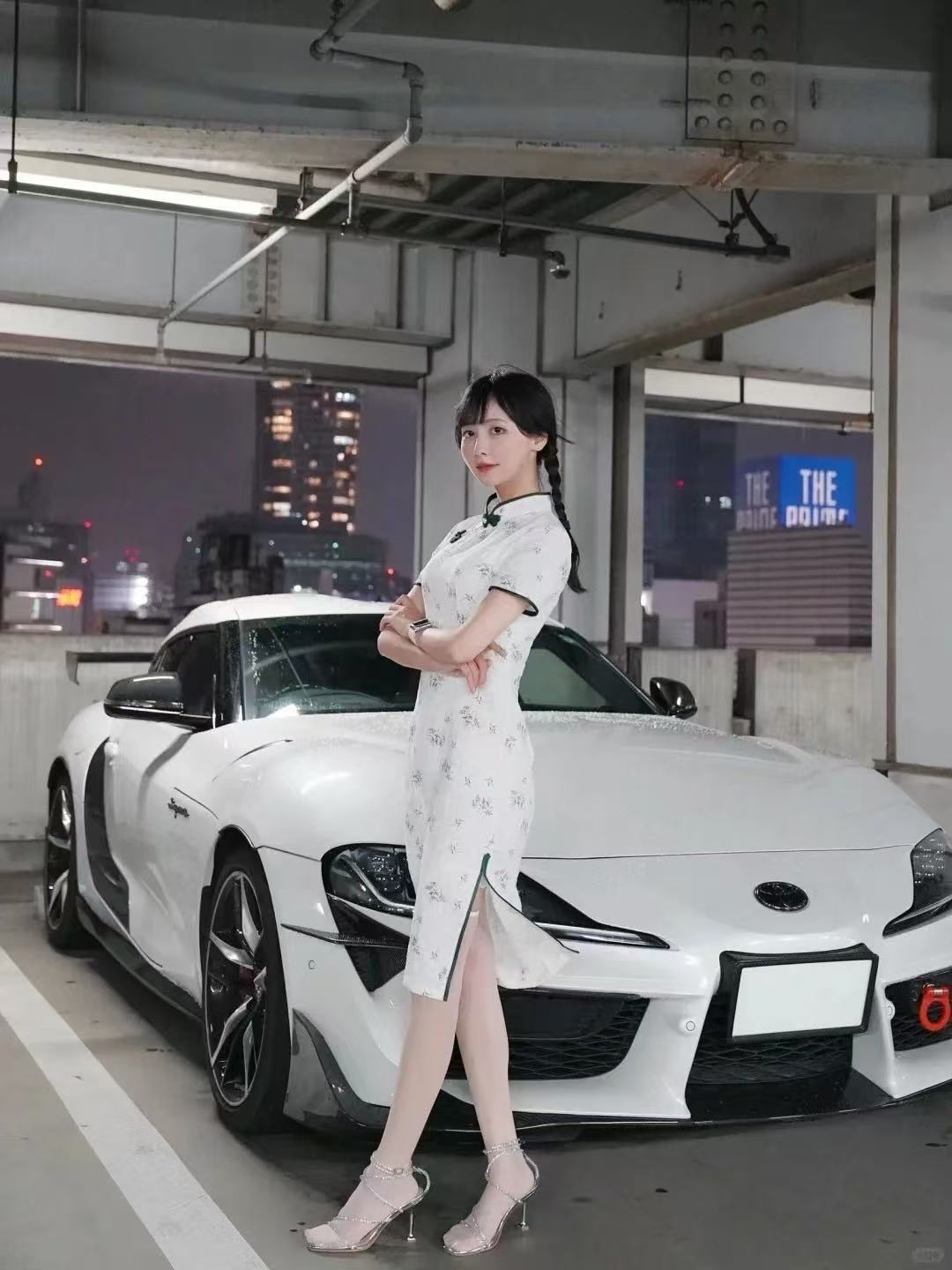 开老板的车就是有面子哈哈哈