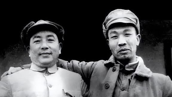 他是南疆起义最大功臣，55年任兵团副司令，因何未授衔？