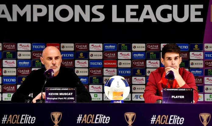 亚冠赛后发布会，穆斯卡特以胜利者姿态评价比赛，60分钟换人后场面混乱、进攻没有章