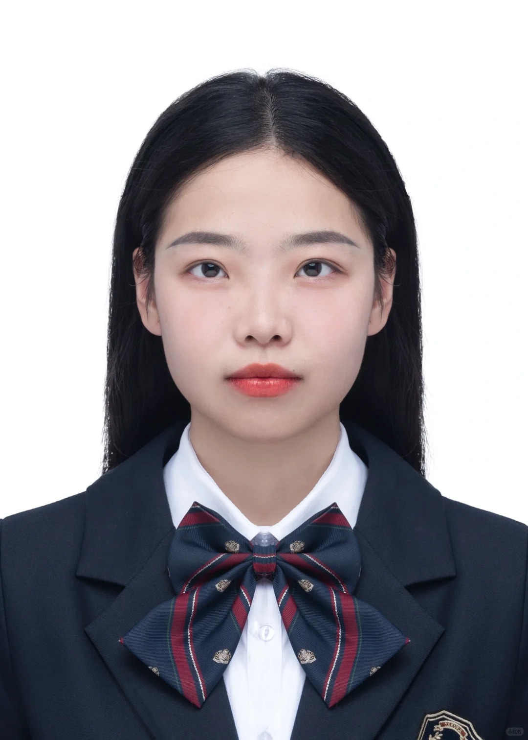 朋友说我长得像janne，不像我删了！
真的像🤔janne吗？