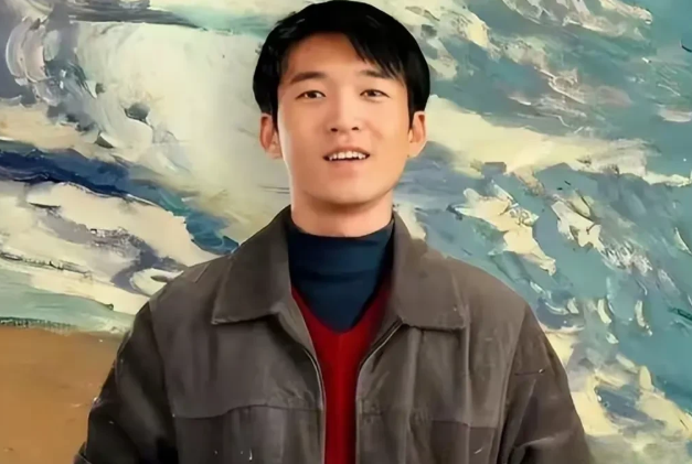 电视剧《小巷人家》里，最考验演技的不是郭晓东，也不是范丞丞，而是饰演鹏飞的石云鹏