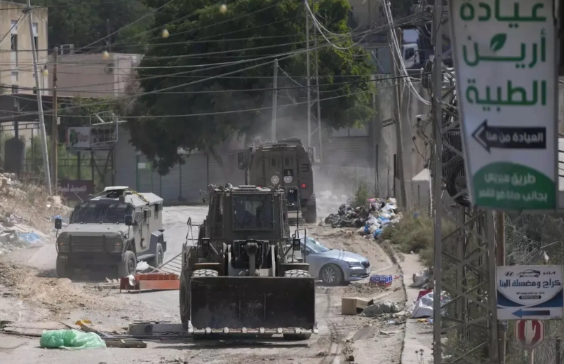 快讯!以色列包围联合国驻黎巴嫩维和部队驻地，并强行摧毁哨塔。

据法新社报道，当