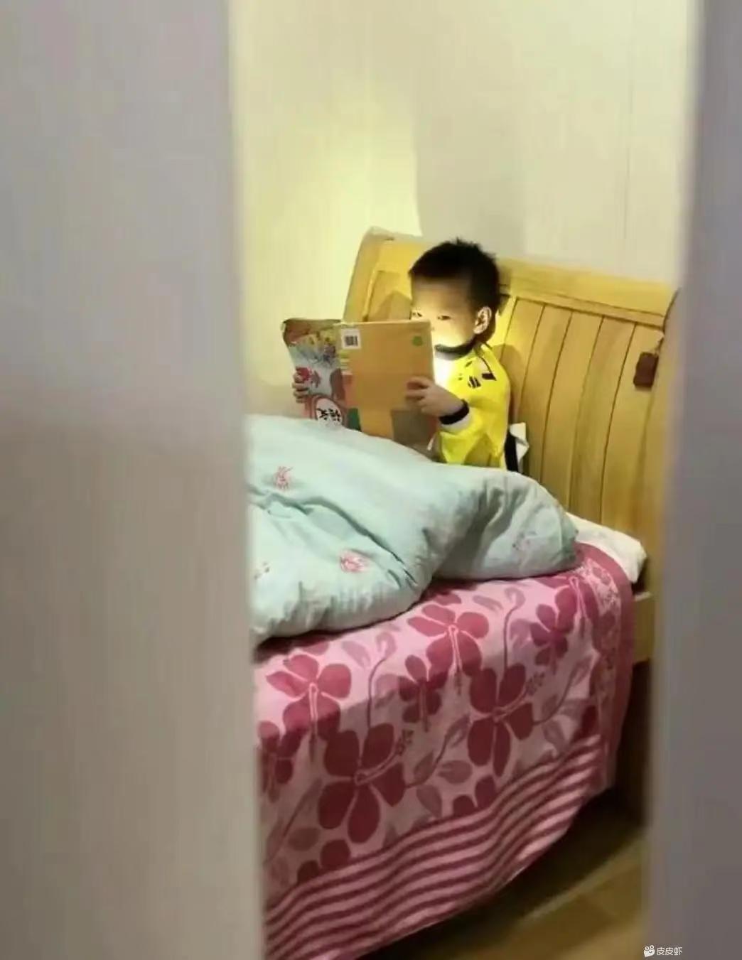 这小朋友真的是太“聪明”了吧！