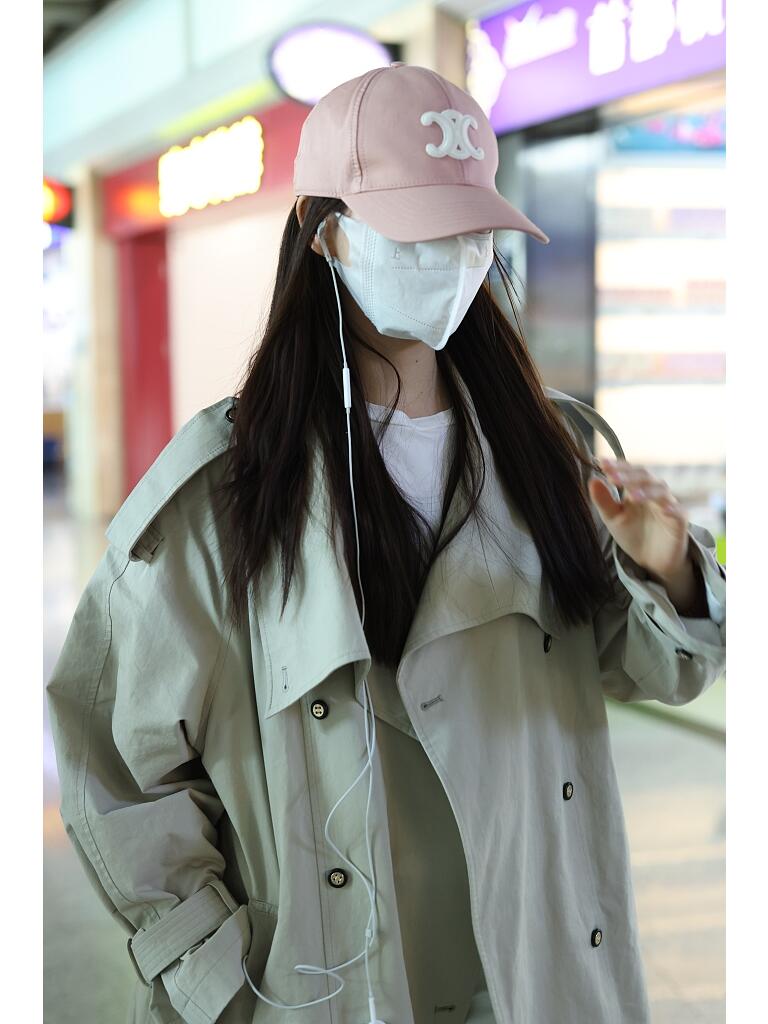 祝绪丹休闲随性