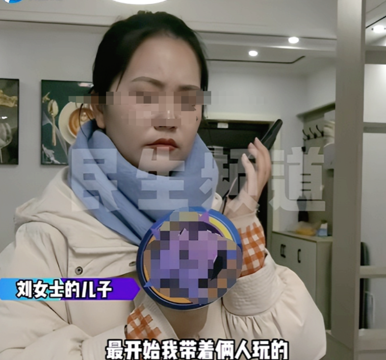 河南，刘女士为了家庭生计长期在外地打工，却突然接到了一位素未谋面的邻居的电话。邻