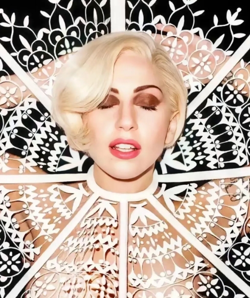 Lady Gaga放狠话：特朗普当选，我就走！Lady Gaga又放话了，这次是