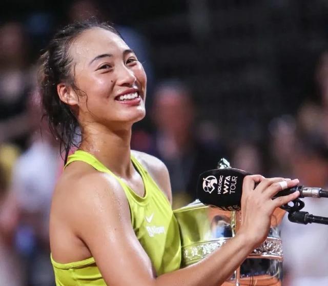 2024世界女运动员收入排名：郑钦文2040万美金第4，孙颖莎未上榜
