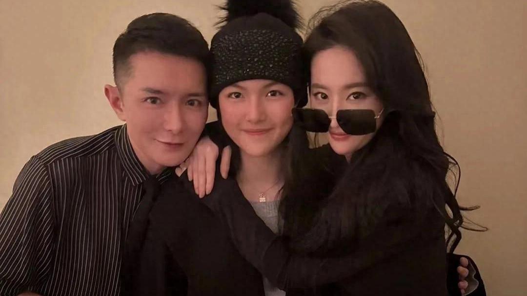 当“神仙姐姐”遇见“小公主”：刘亦菲与王诗龄的合照背后