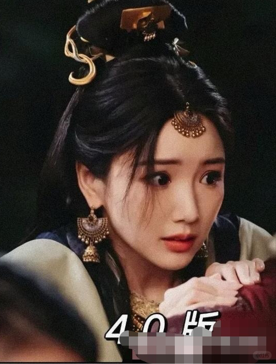 我觉得整个娱乐圈整形最成功的只有毛晓彤，四个阶段每个阶段都很好看，但是在《庆余年