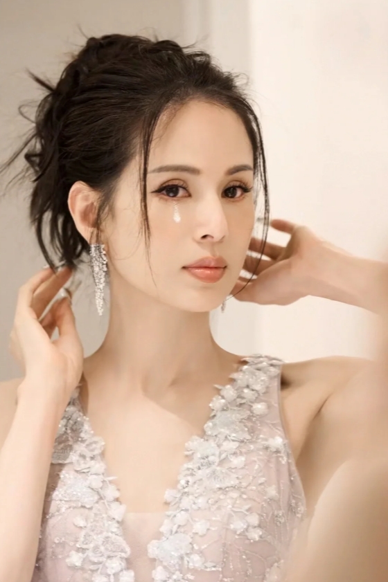 李若彤的情感生活