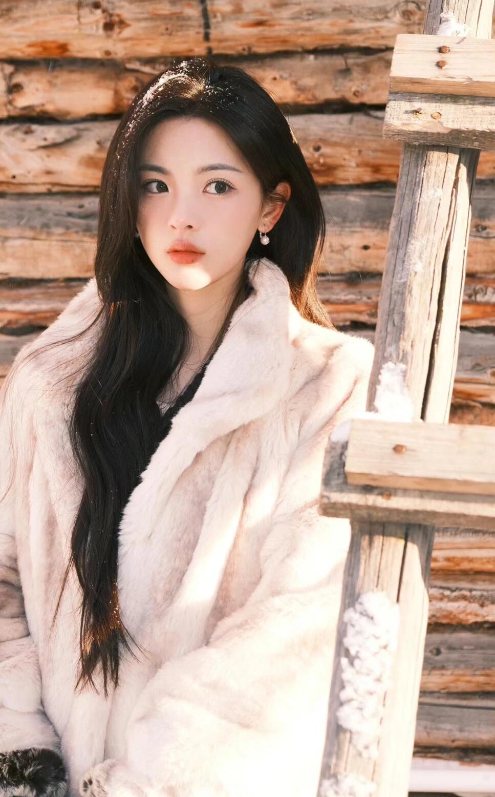 雪景美人杨超越