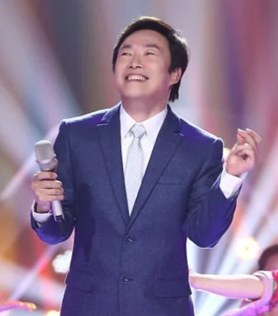 家产20亿却一生未婚