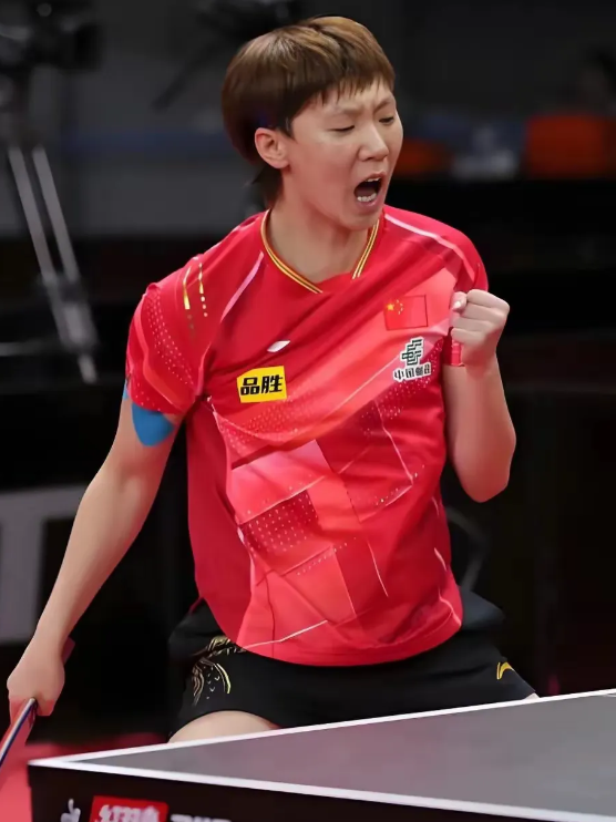 不吹不黑！女单半决赛！王曼昱4-2陈幸同，我生发了5大感想！

1、国乒内战最难