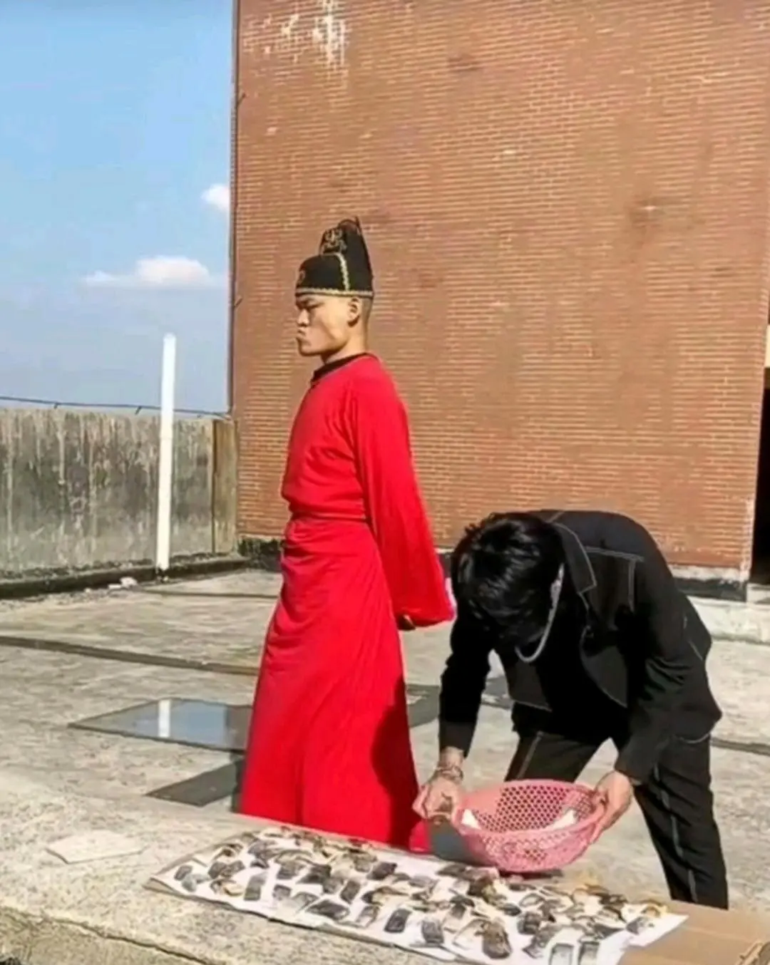 如果让他演朱元璋，都不需要用特效了。