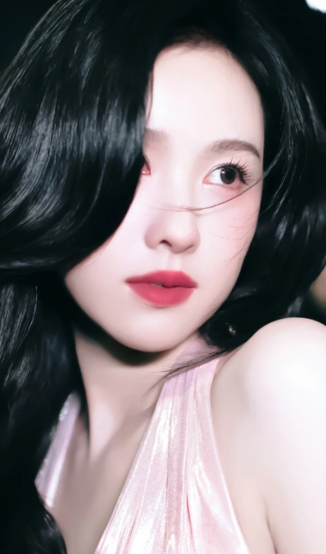 陈都灵——俏脸清丽