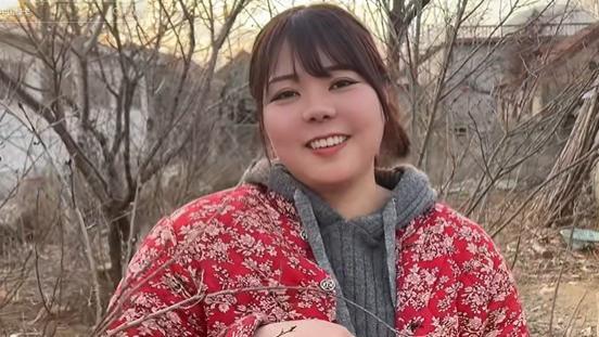 日本美女放弃优渥生活，嫁给二婚带娃小伙，孤身来到山东临沂农村
