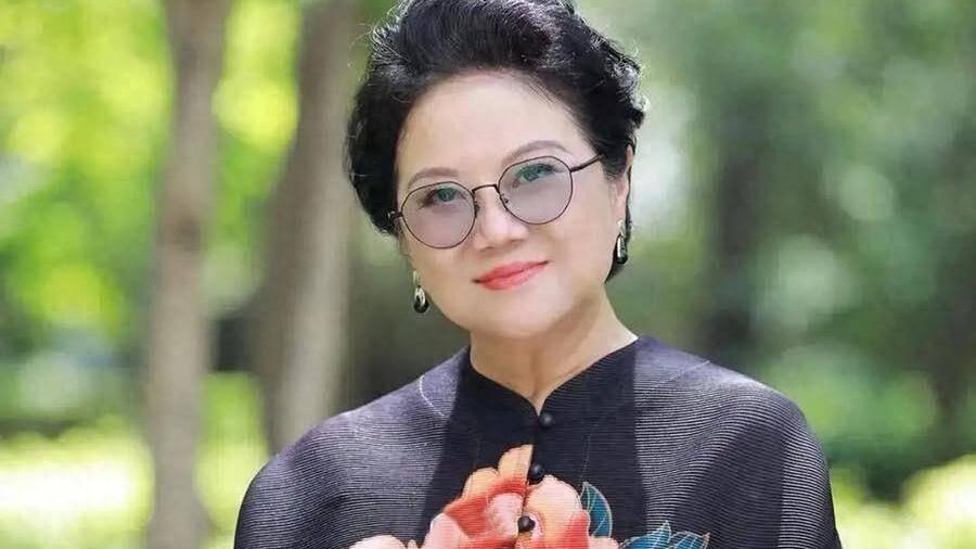 胡玫直面水军挑战，再婚丈夫成坚强后盾
