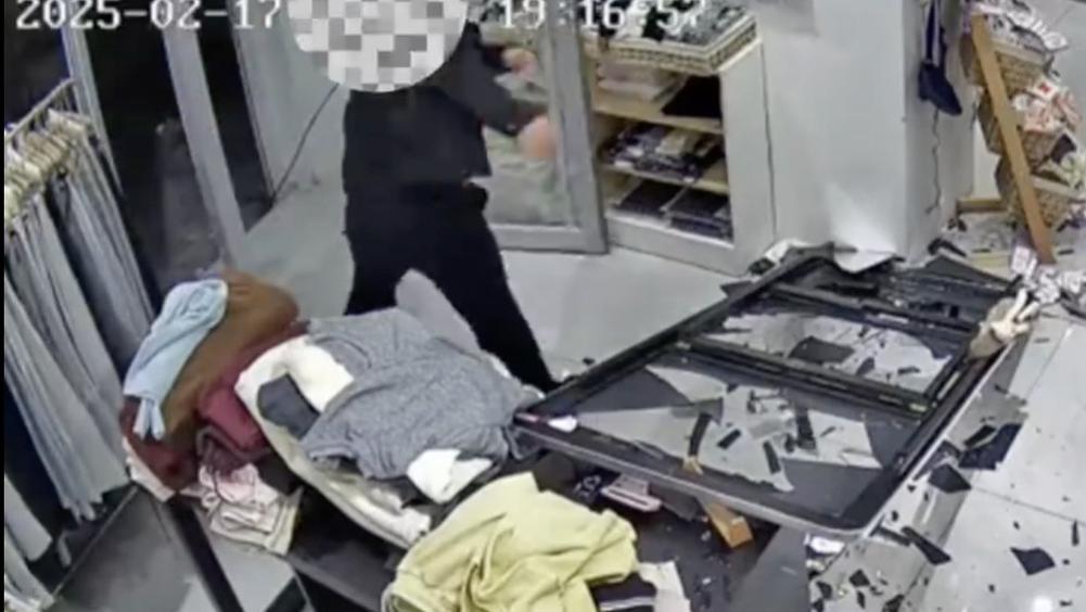 邢台局长砸店打人后续，伤者姐姐发声，纪委介入调查，多部门回应