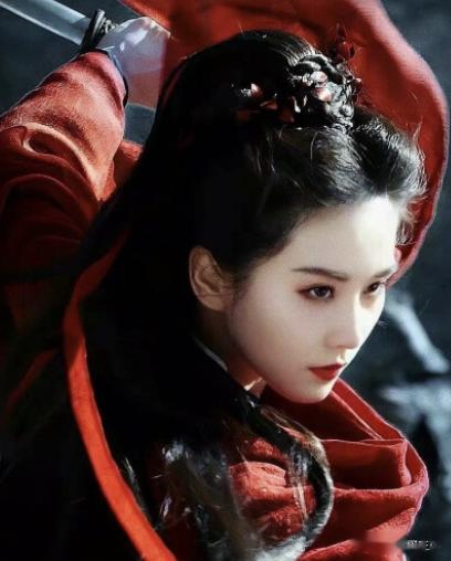 同样演“大姐大”,把雪迷宫练练和狂飙高叶放一起看,差距出来了(雪地迷宫)-第13张图片-九妖电影 同样演“大姐大”,把雪迷宫练练和狂飙高叶放一起看,差距出来了(雪地迷宫)-第13张图片-九妖电影