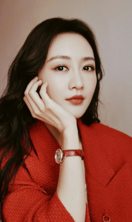 王鸥教子唤父，温情背后显无奈