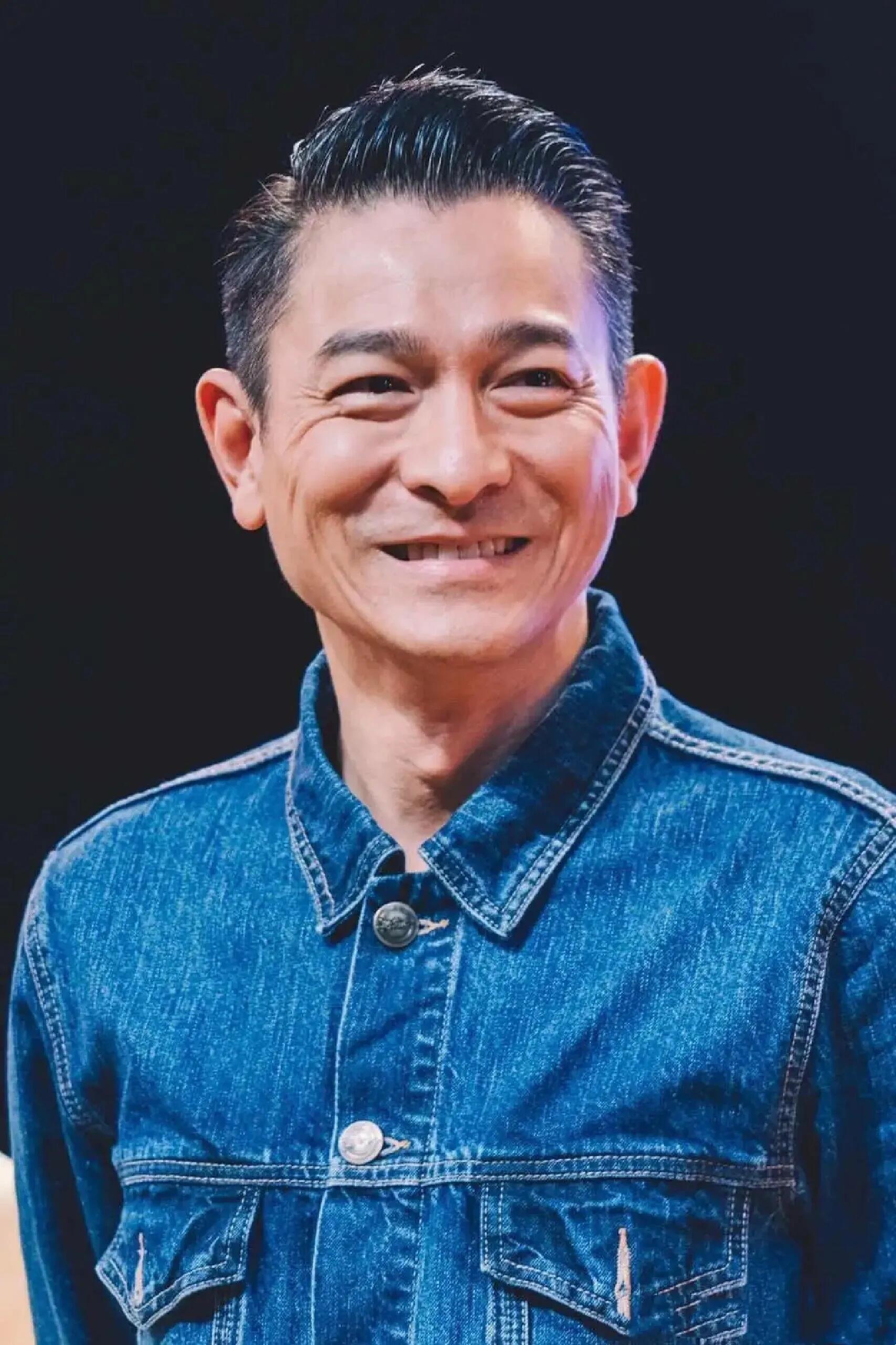一代巨星刘德华父亲离世