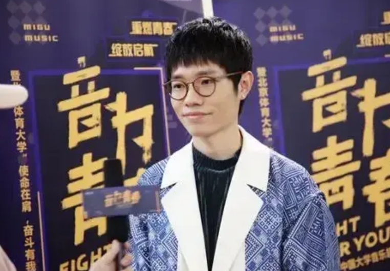 怪不得麦琳对李行亮越来越愤怒了，据麦琳的闺蜜透露，虽然李行亮在北京买了大平层，但