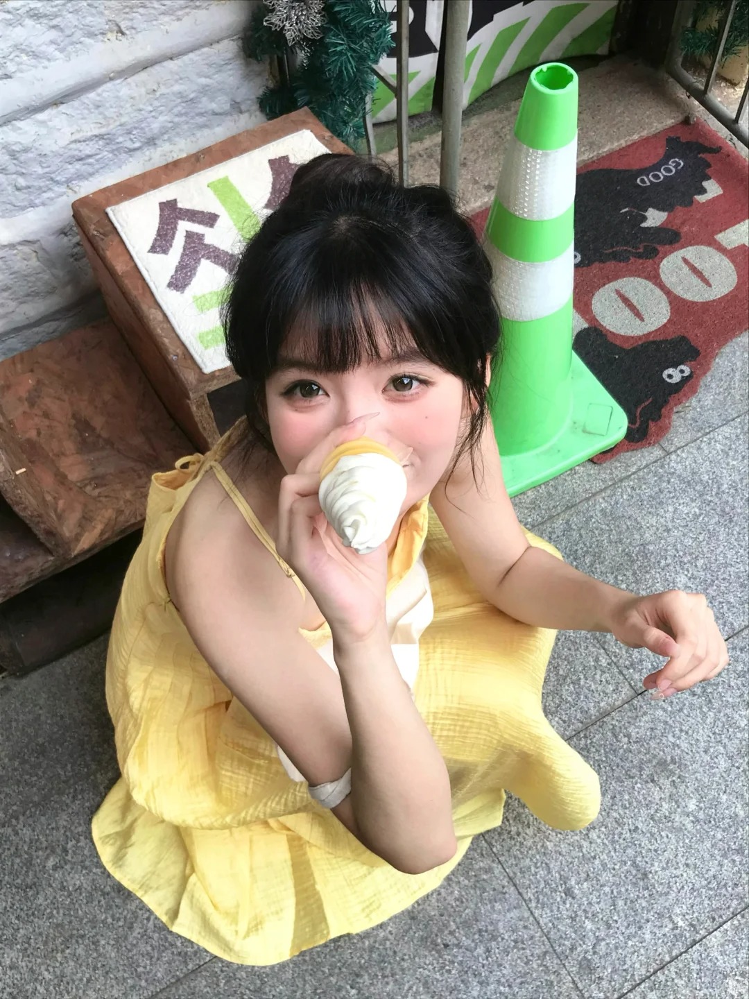  ̗̀ 随地大小拍💛⸝⸝⸝🍦
和朋友随处遛弯发现一家可爱小店
就忍不住拍拍拍